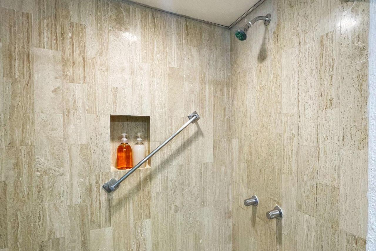 Renovated Studio In Cancun Beach At The Hotel Zone Exterior photo